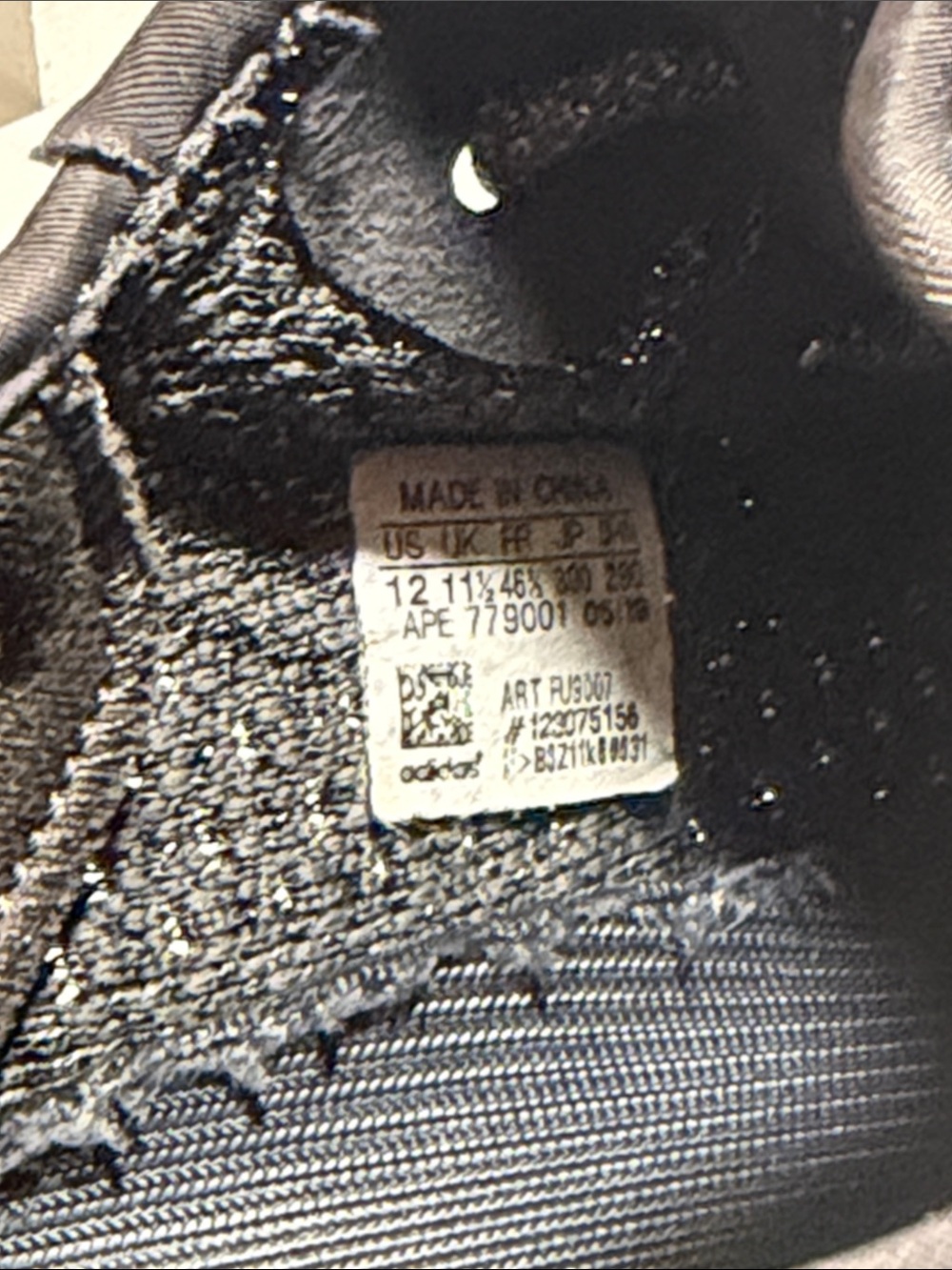 adidas Yeezy Boost 350 V2 Triple Black Reflective Sneakers - Picture 5 of 6